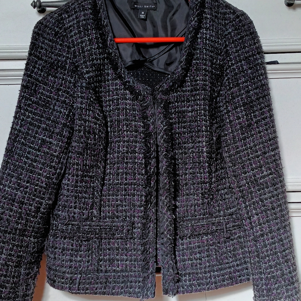 Suit jacket with accent trim like new